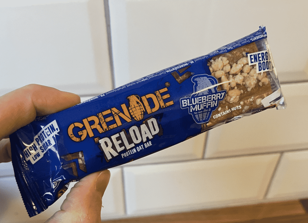 Grenade reload protein oat bar blueberry muffin